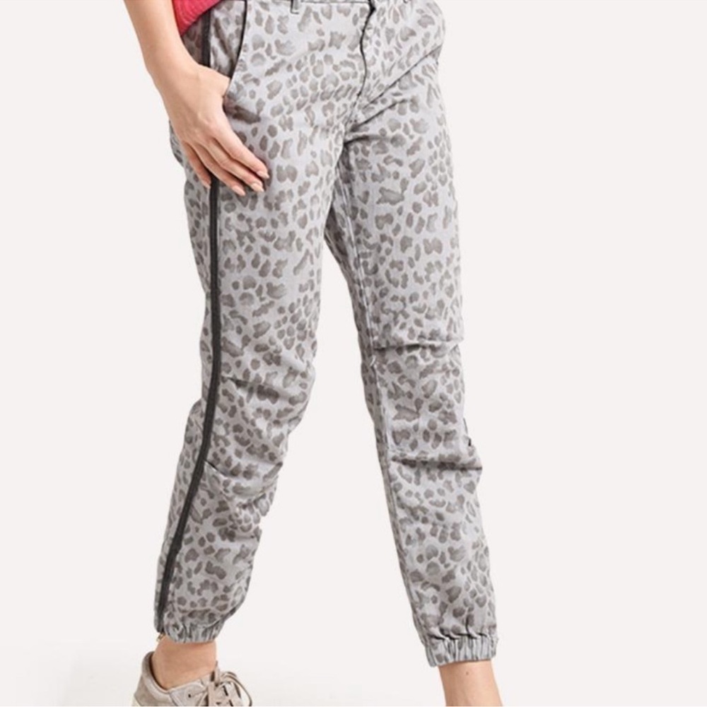Sundry Cotton Twill Zip Leopard Print Jogger Sz 27 - Picture 6 of 16